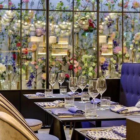 The Fritz Koenigsallee